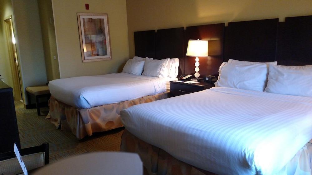 Holiday Inn Express Hotel & Suites Perry, An Ihg Hotel Exterior foto