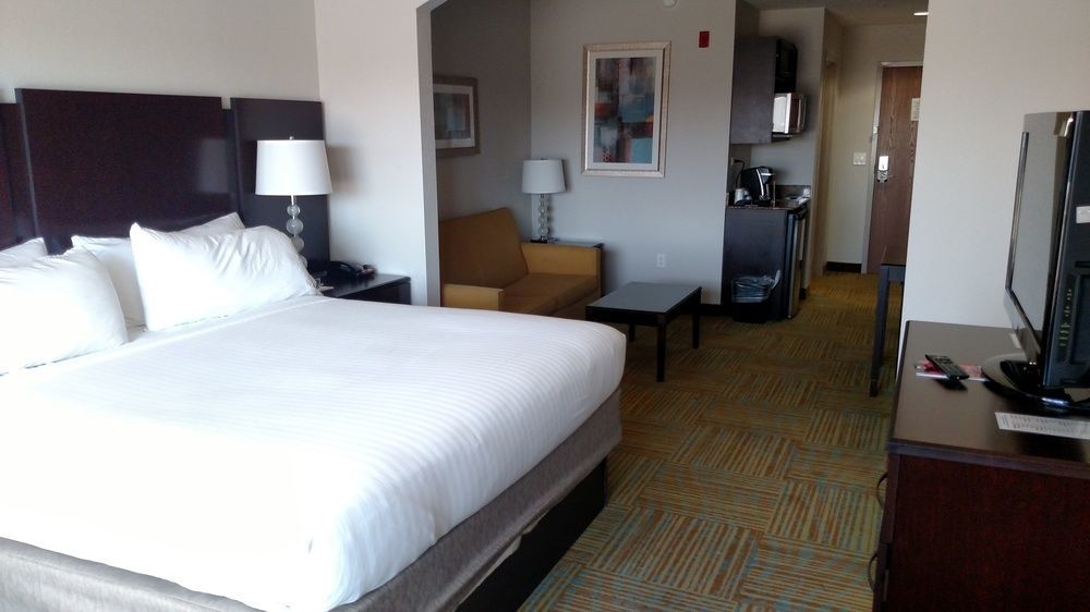 Holiday Inn Express Hotel & Suites Perry, An Ihg Hotel Exterior foto